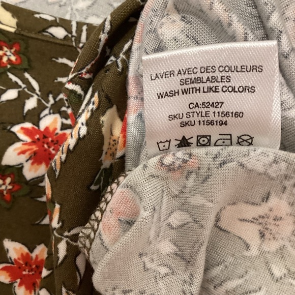 Ladies sleeveless summer top Lilly Morgen brand.Size X Large - Picture 5 of 5